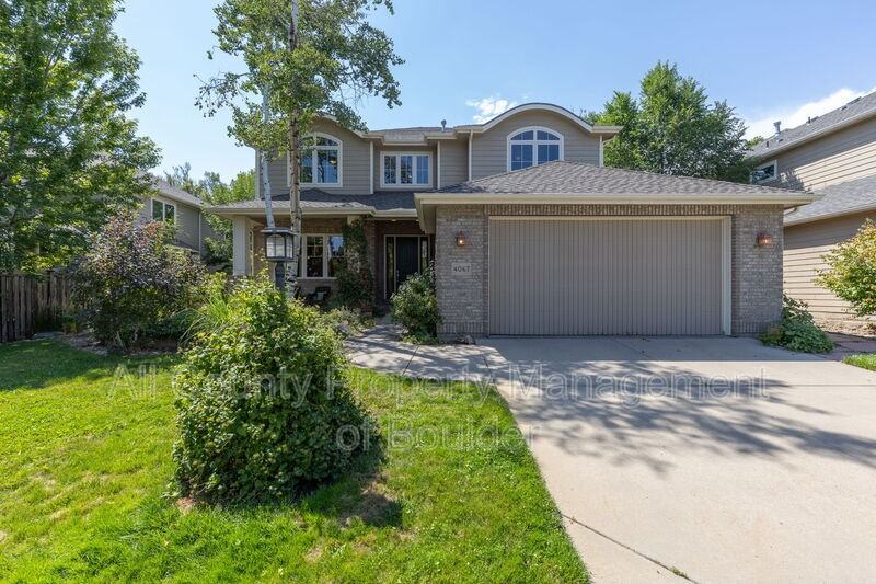 4067 Guadeloupe St - Photo 2 of 35