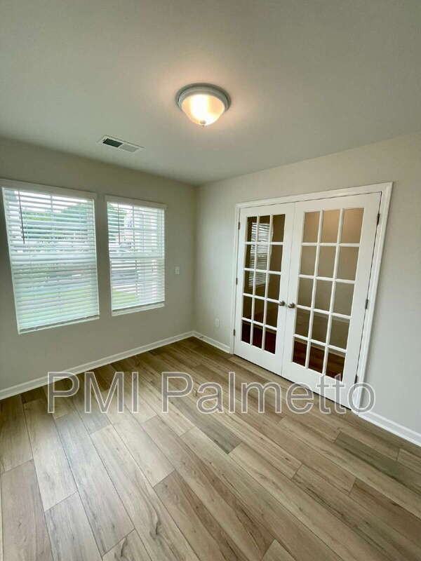 314 Bangalore Way - Photo 2 of 28