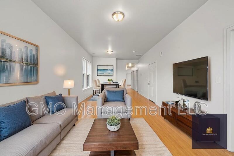 4230 W Adams St #2 - Photo 7 of 36