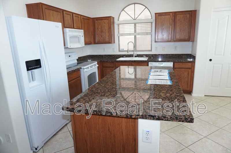 4230 S Mariposa Dr - Photo 2 of 32