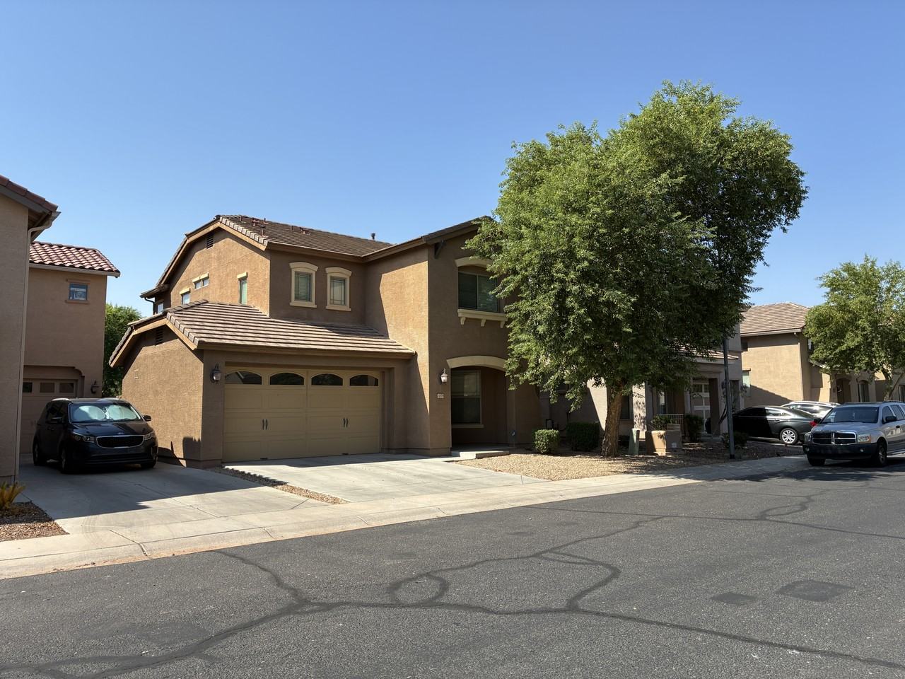 14559 W Port Royale Ln - Photo 2 of 48