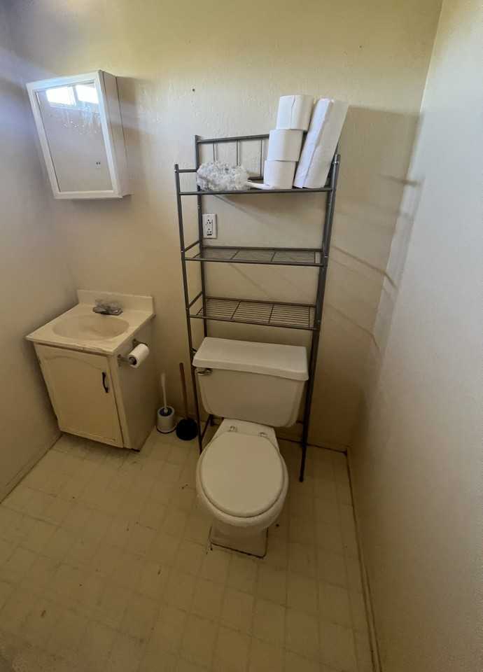 44 W Lake St - Photo 2 of 6