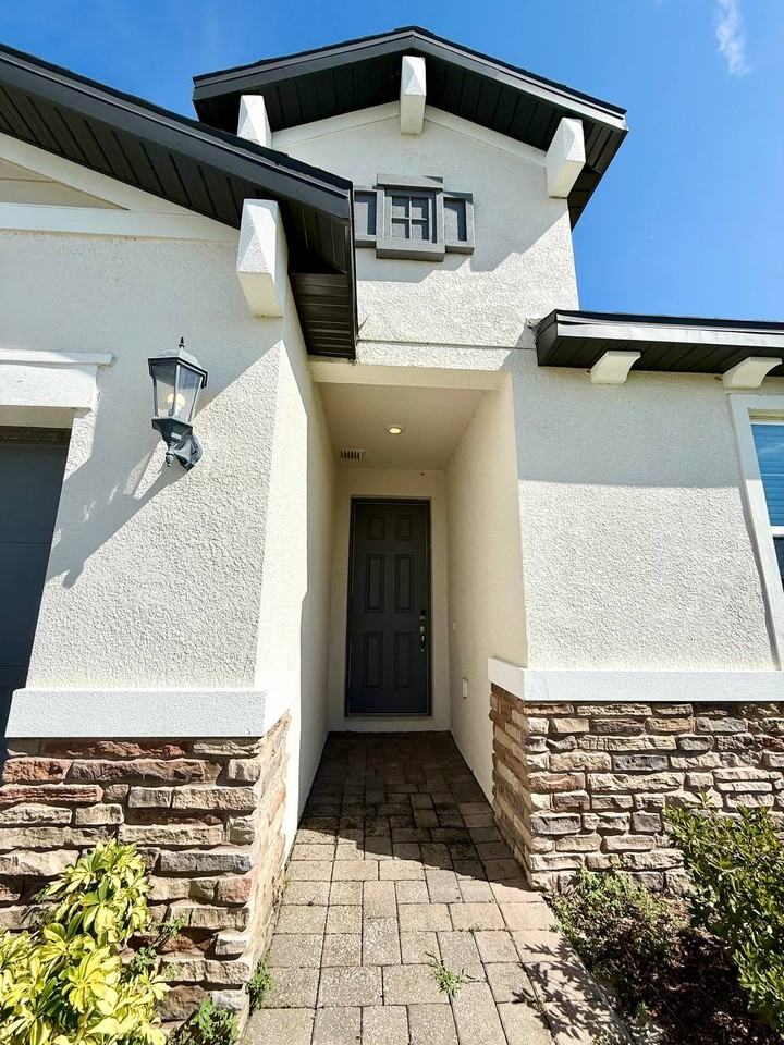 34329 Evergreen Hill Ct - Photo 3 of 43