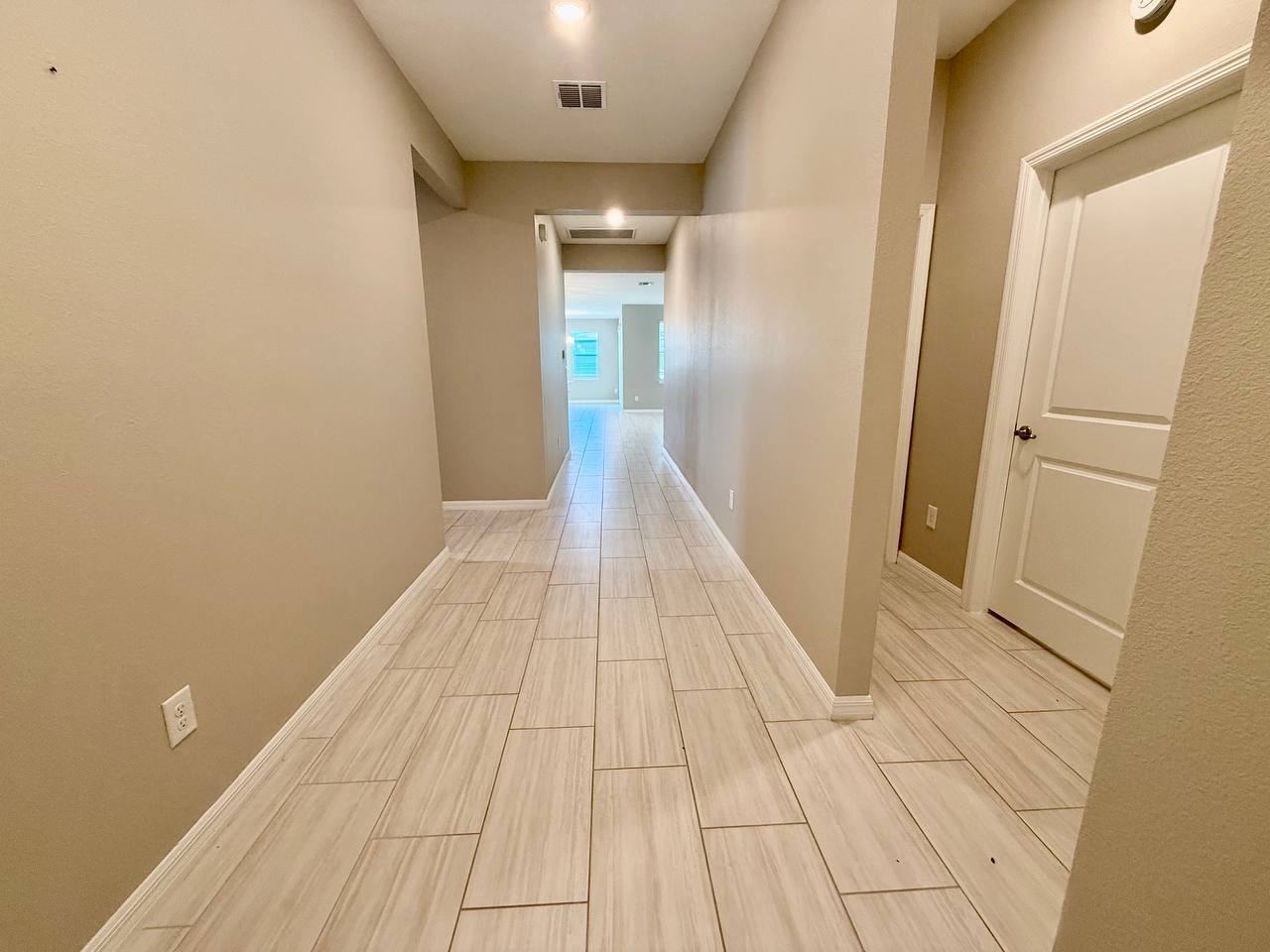 34329 Evergreen Hill Ct - Photo 4 of 43