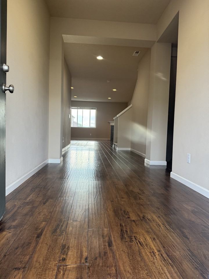 7157 Nw 168th Ave #NA - Photo 2 of 21