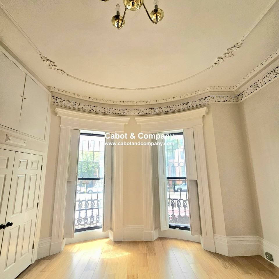 614 Massachusetts Ave #14