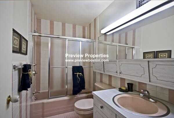 Chiswick Rd #208P - Photo 3 of 16