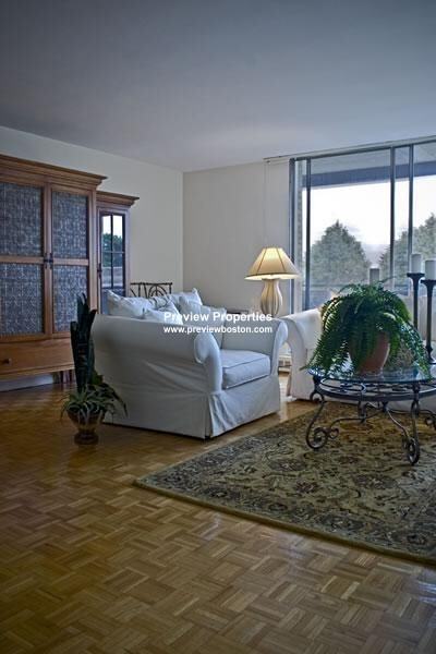 Chiswick Rd #208P - Photo 7 of 16