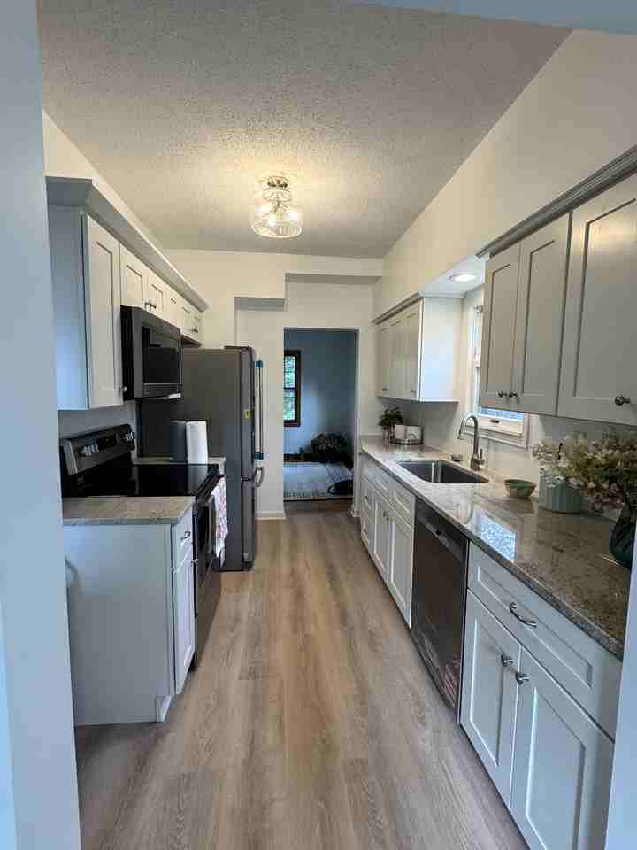 804 Delaware Ave #NA - Photo 2 of 15