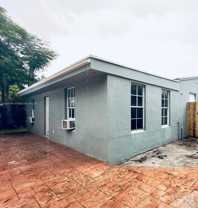 1185 Nw 125th St #B - Photo 1 of 1