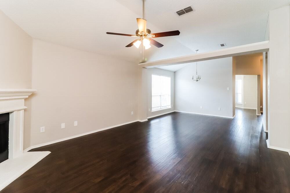 2521 Nogales Dr - Photo 5 of 16