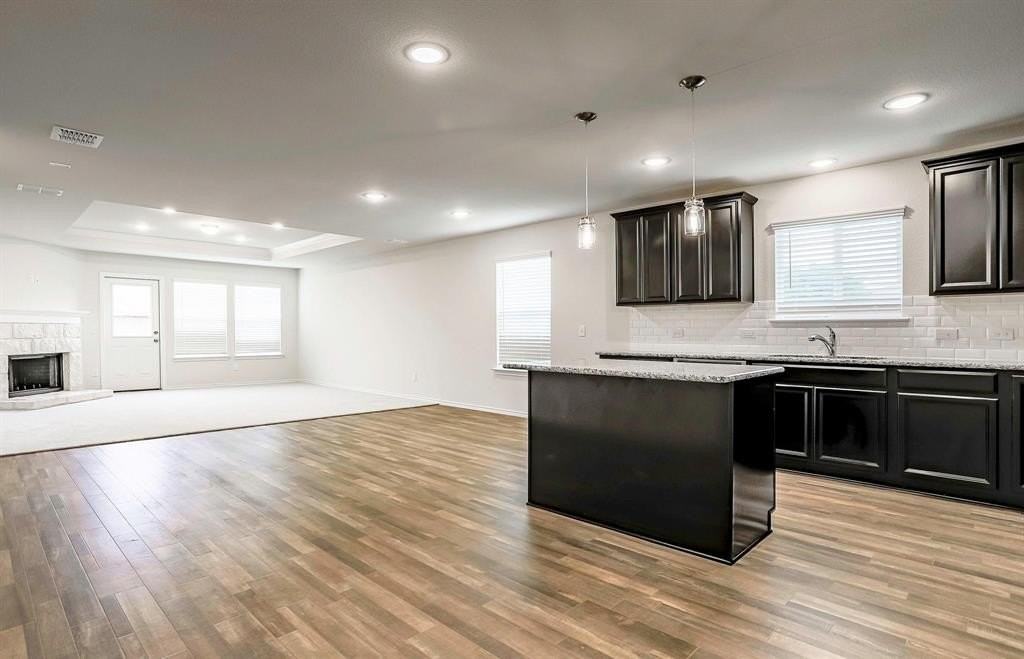 9100 Lookout Pt - Photo 3 of 8