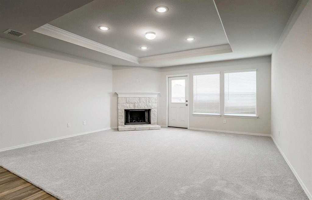 9100 Lookout Pt - Photo 4 of 8