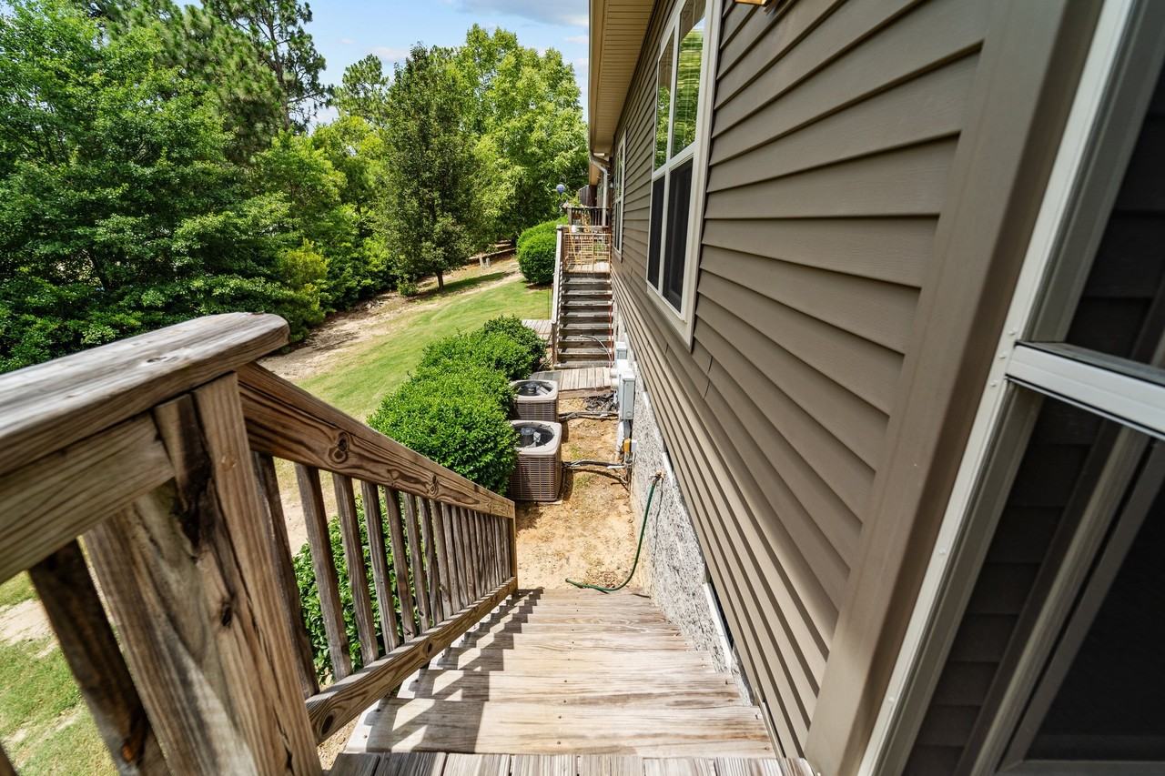 118 Cypress Cir - Photo 2 of 50
