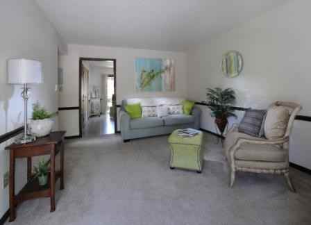 462 Lindsay Street #B - Photo 2 of 5