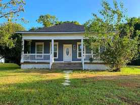 1306 Calvit St - Photo 1 of 1