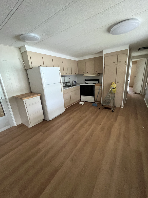 4538 Charter St - Photo 3 of 14