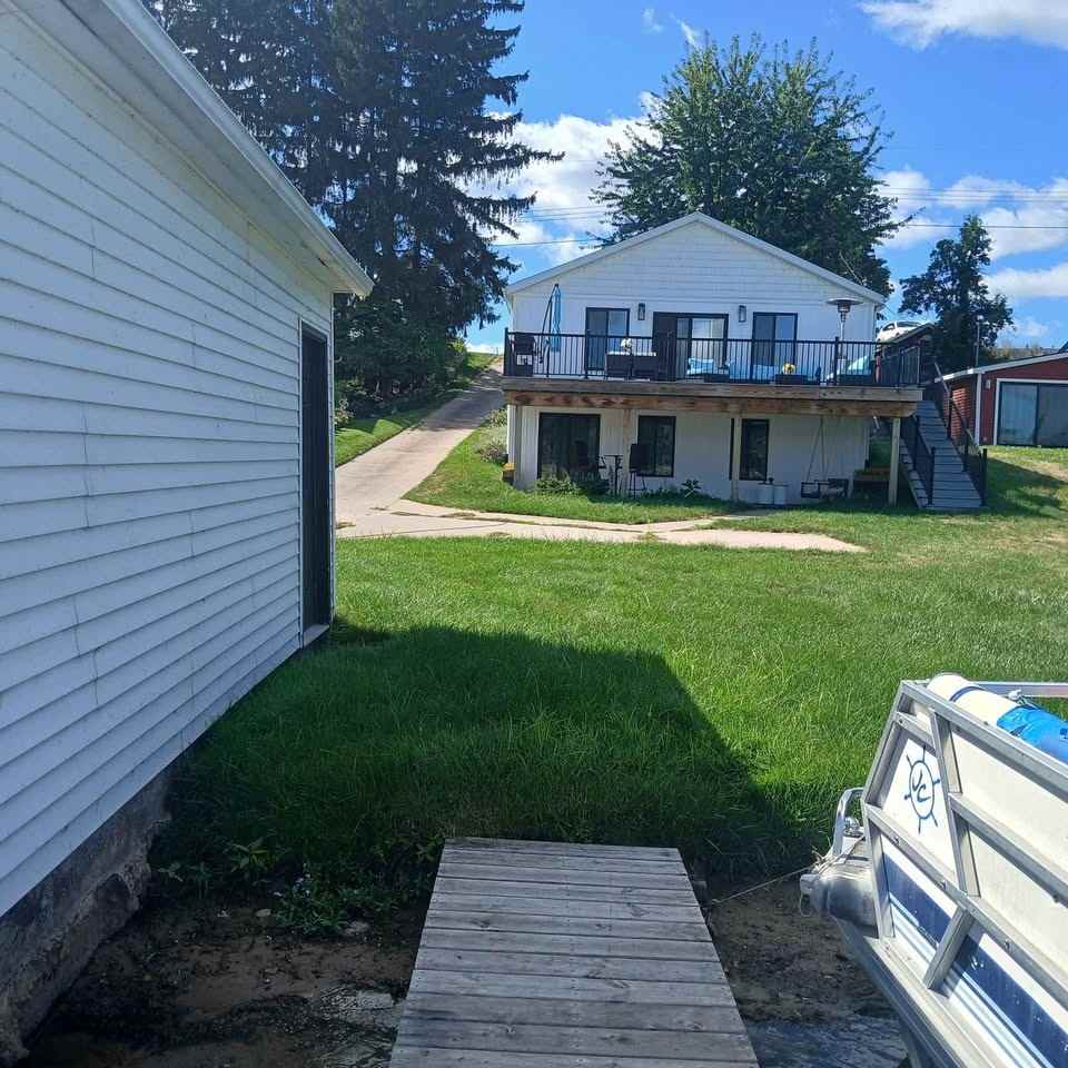 5120 Gahan St Ne #NA - Photo 2 of 15