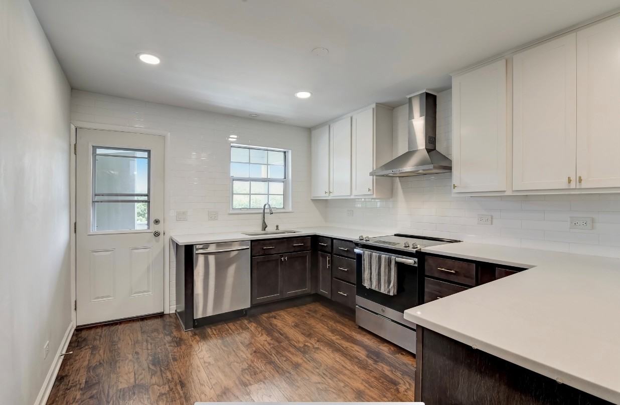 120 E Winchester Rd #E - Photo 7 of 25