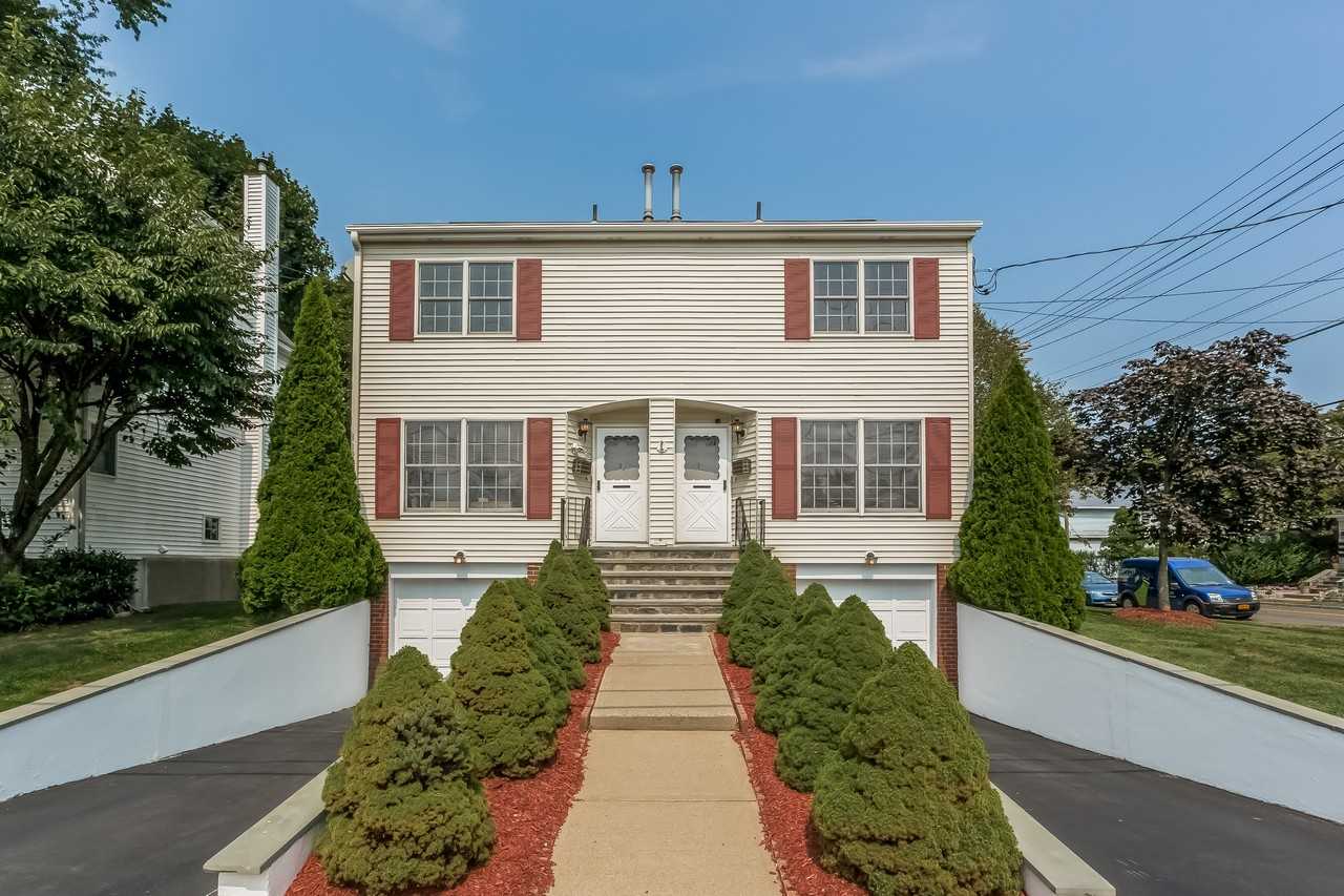 65 Palisade Rd - Photo 2 of 20