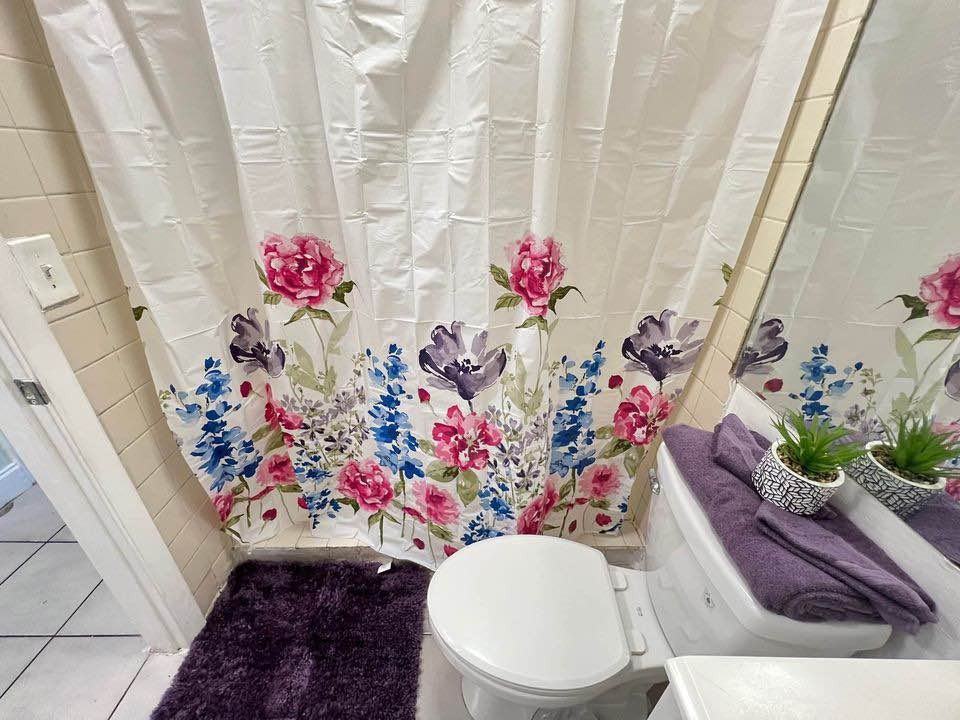 8170 Southwest 6th Street - Photo 3 of 9