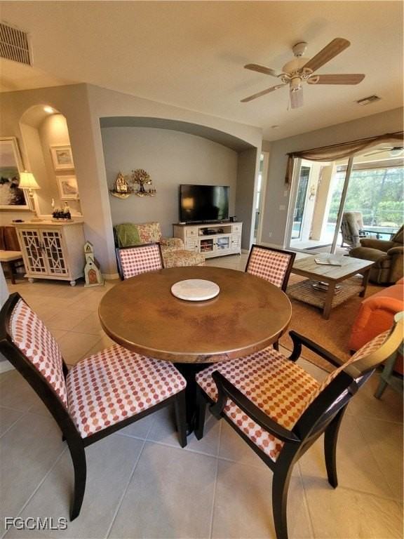 10630 Camarelle Cir - Photo 7 of 47