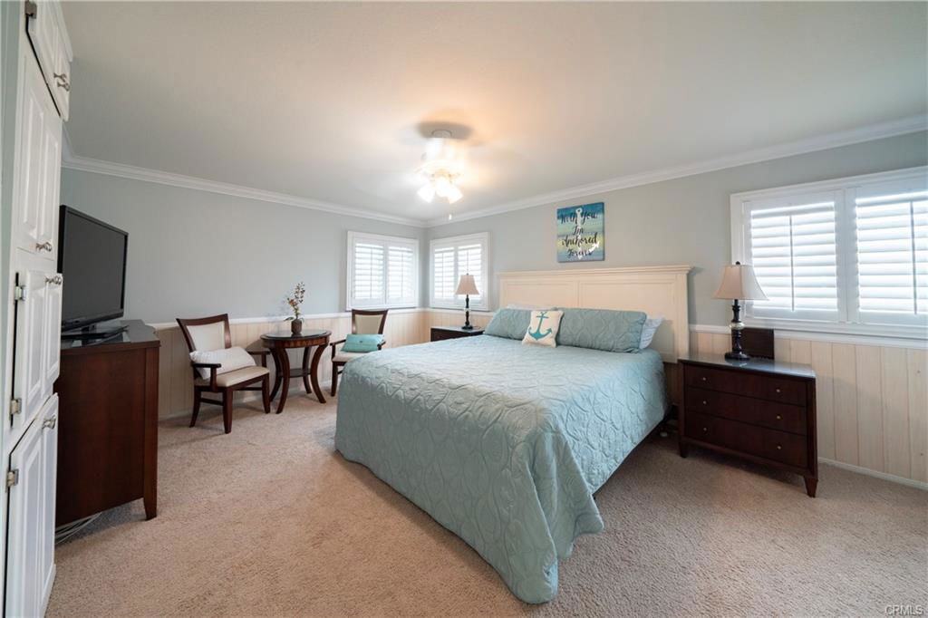 16775 15th St #B - Photo 2 of 8