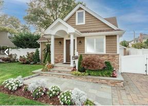357 Gloria Pl - Photo 1 of 1