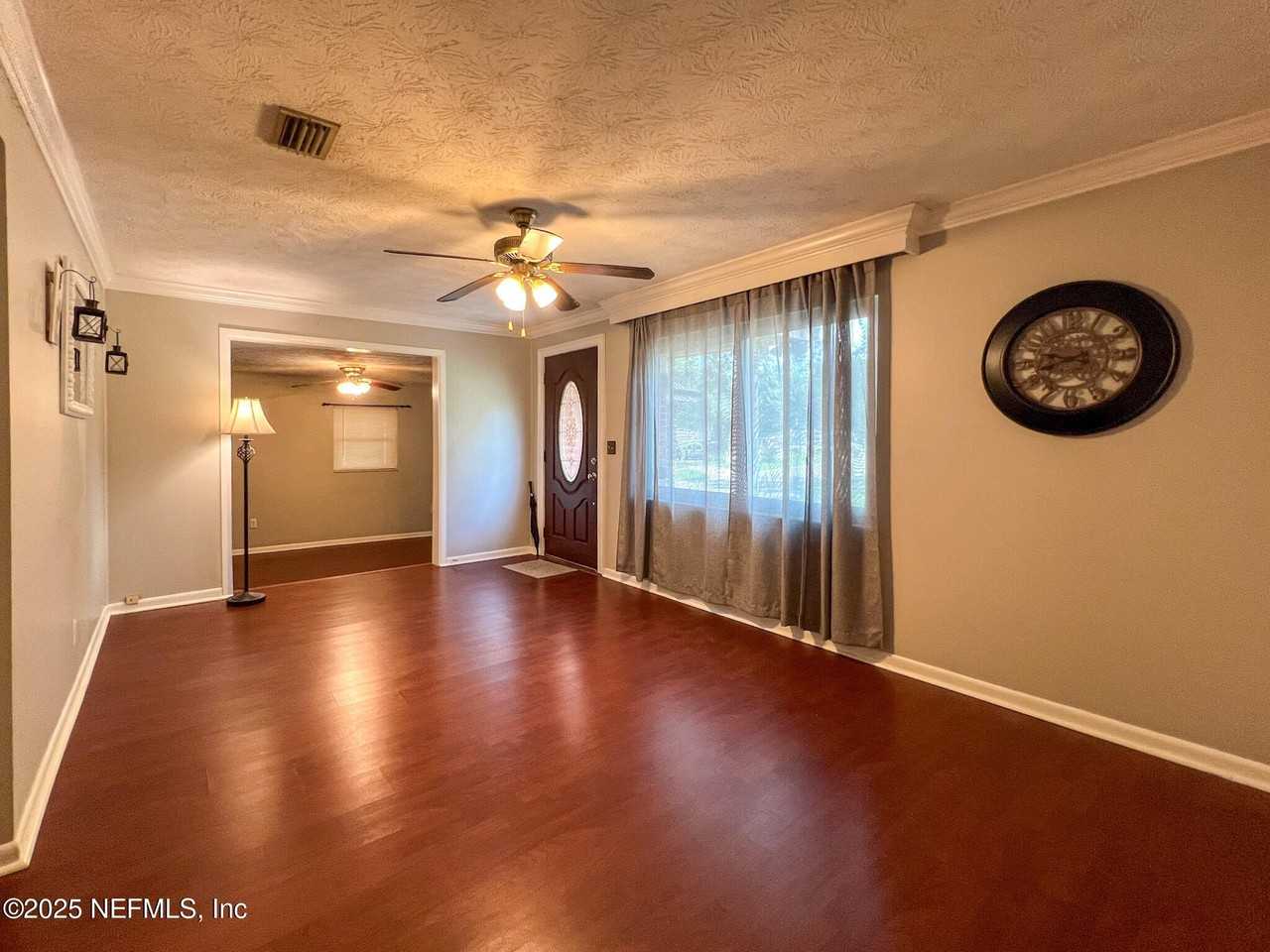 8339 Holly Hill Cove - Photo 4 of 27