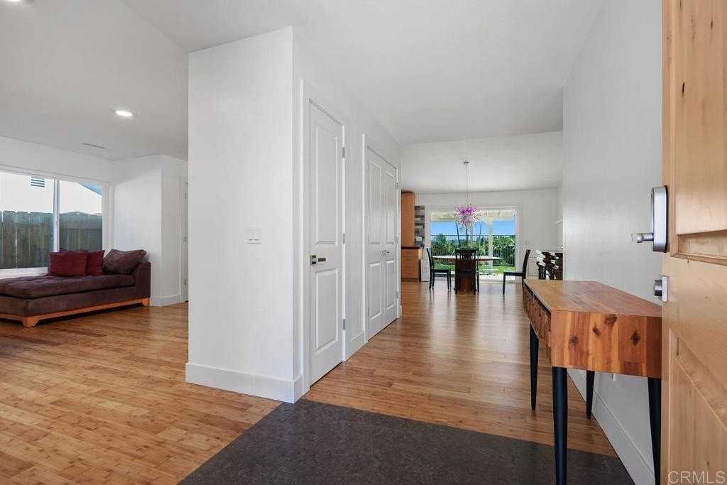 1441 Peachwood Dr - Photo 2 of 23