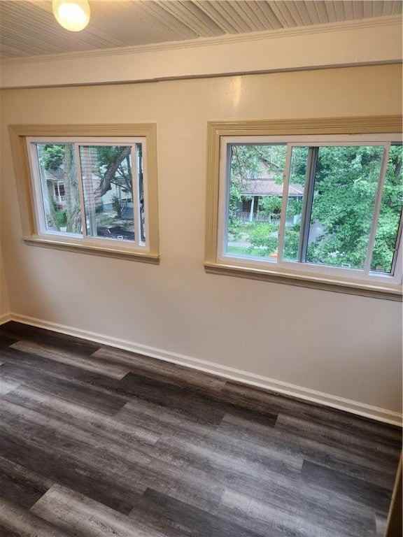 248 Pearl St - Photo 5 of 10