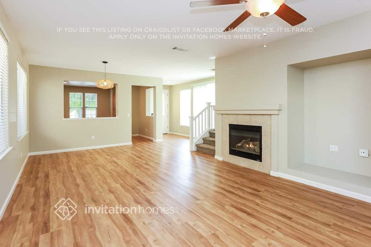 118 Palermo Way - Photo 5 of 17
