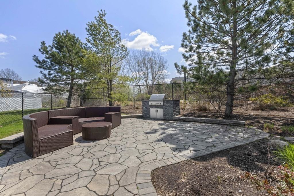 10 Seaport Drive #2111 - Photo 6 of 25