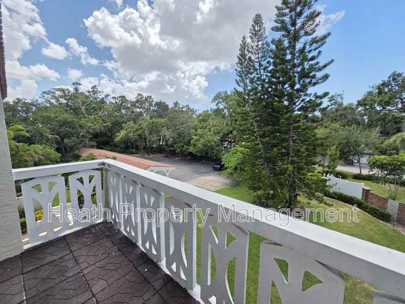 1012 Pearce Drive #304 - Photo 2 of 17