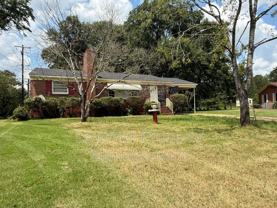1005 Cook Dr - Photo 1 of 1