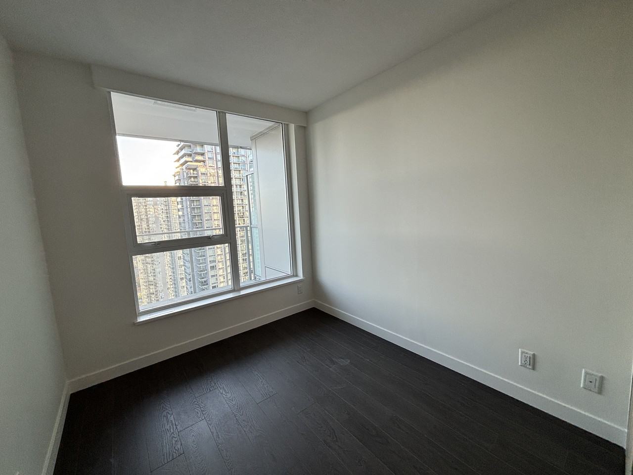 13768 100 Avenue #30th floor - Photo 7 of 24