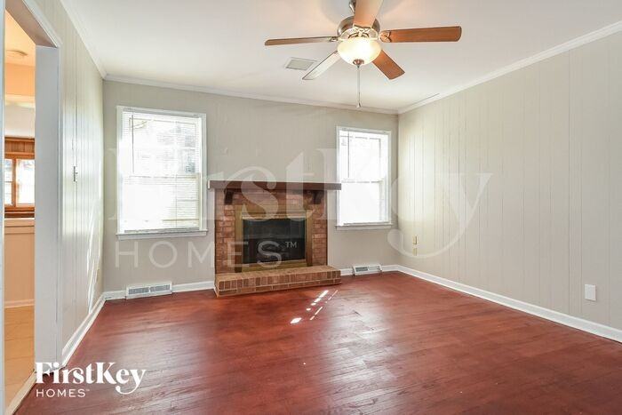 3411 Londonderry Dr - Photo 3 of 15