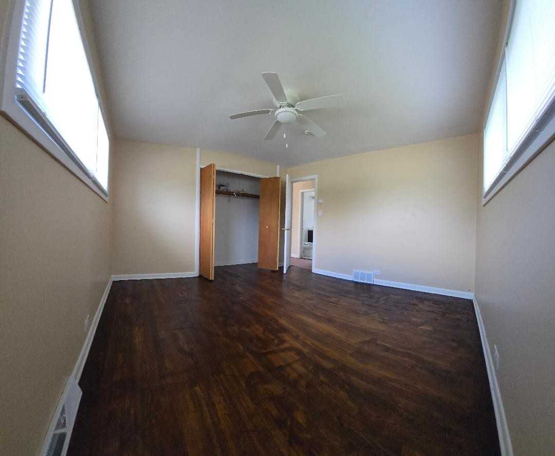 208 Morgan St #NA - Photo 3 of 8
