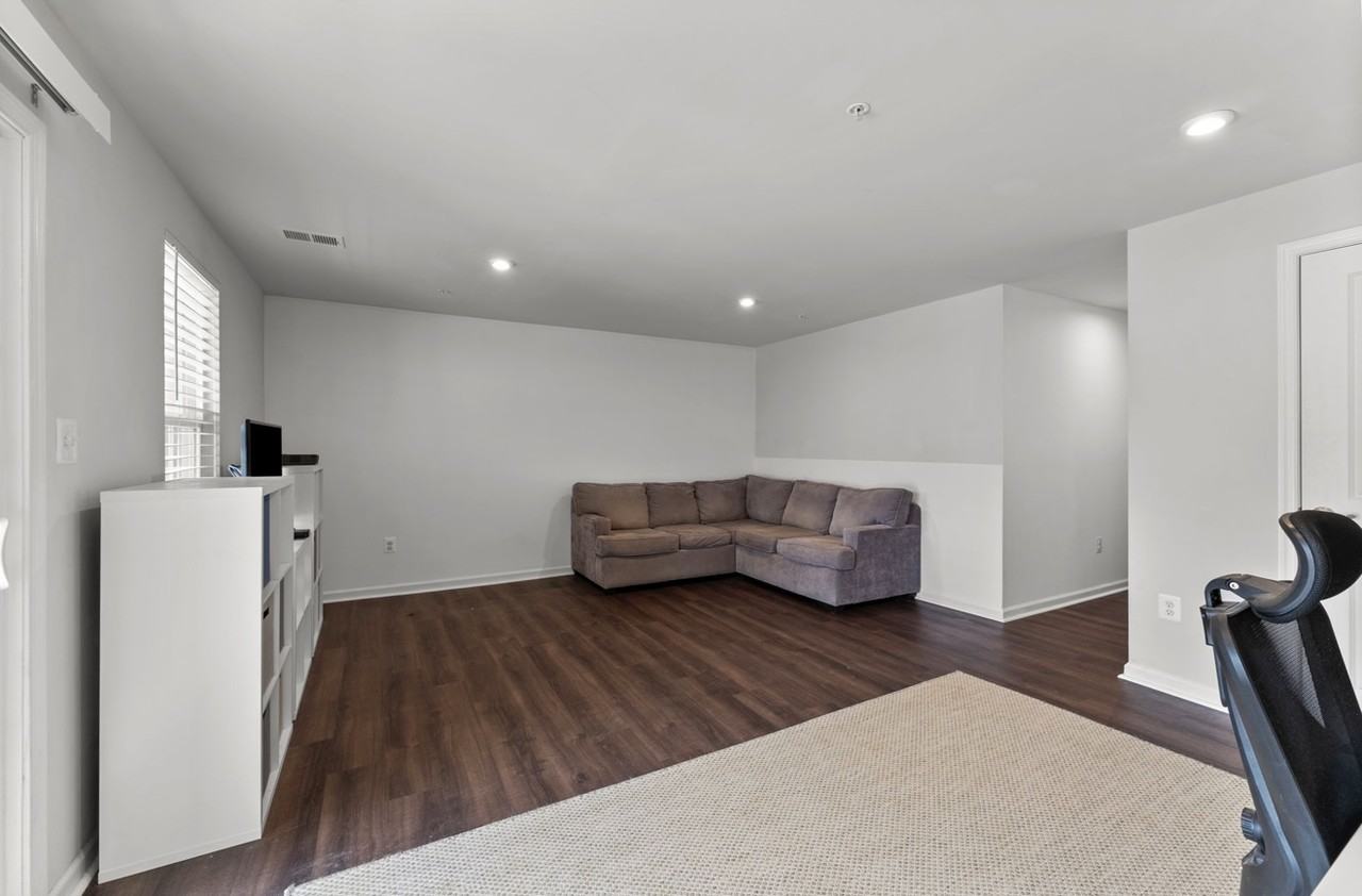 2939 Shaws Rd #2939 - Photo 6 of 32