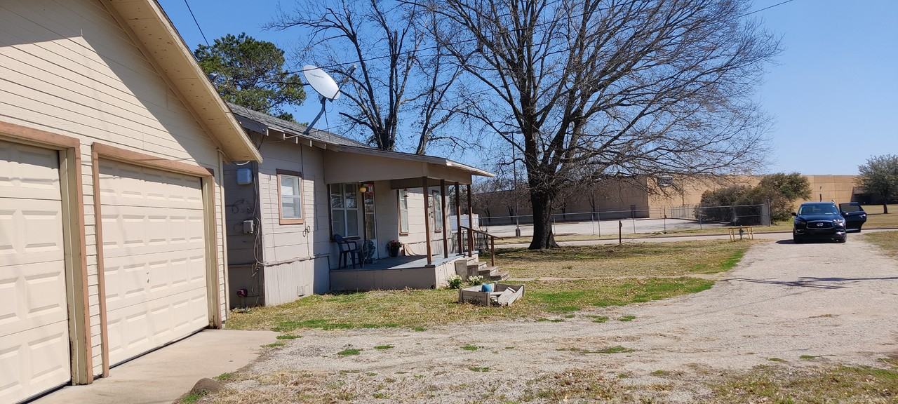 118 Maple St #NA - Photo 2 of 35