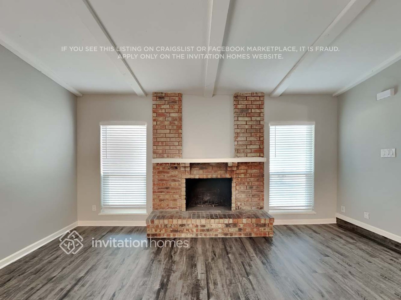 7304 Catbrier Ct - Photo 3 of 18