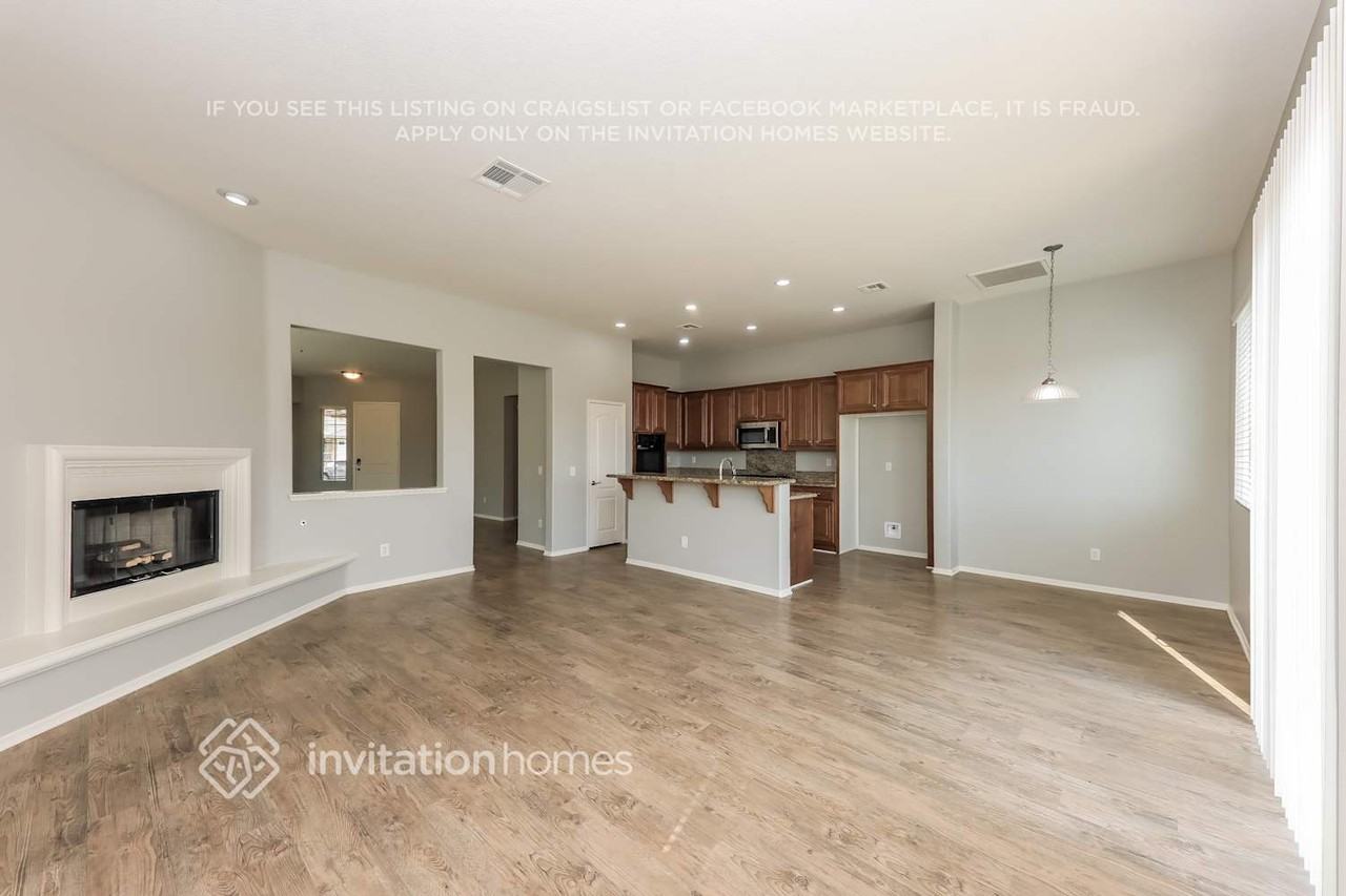 835 Brownie Way - Photo 7 of 17