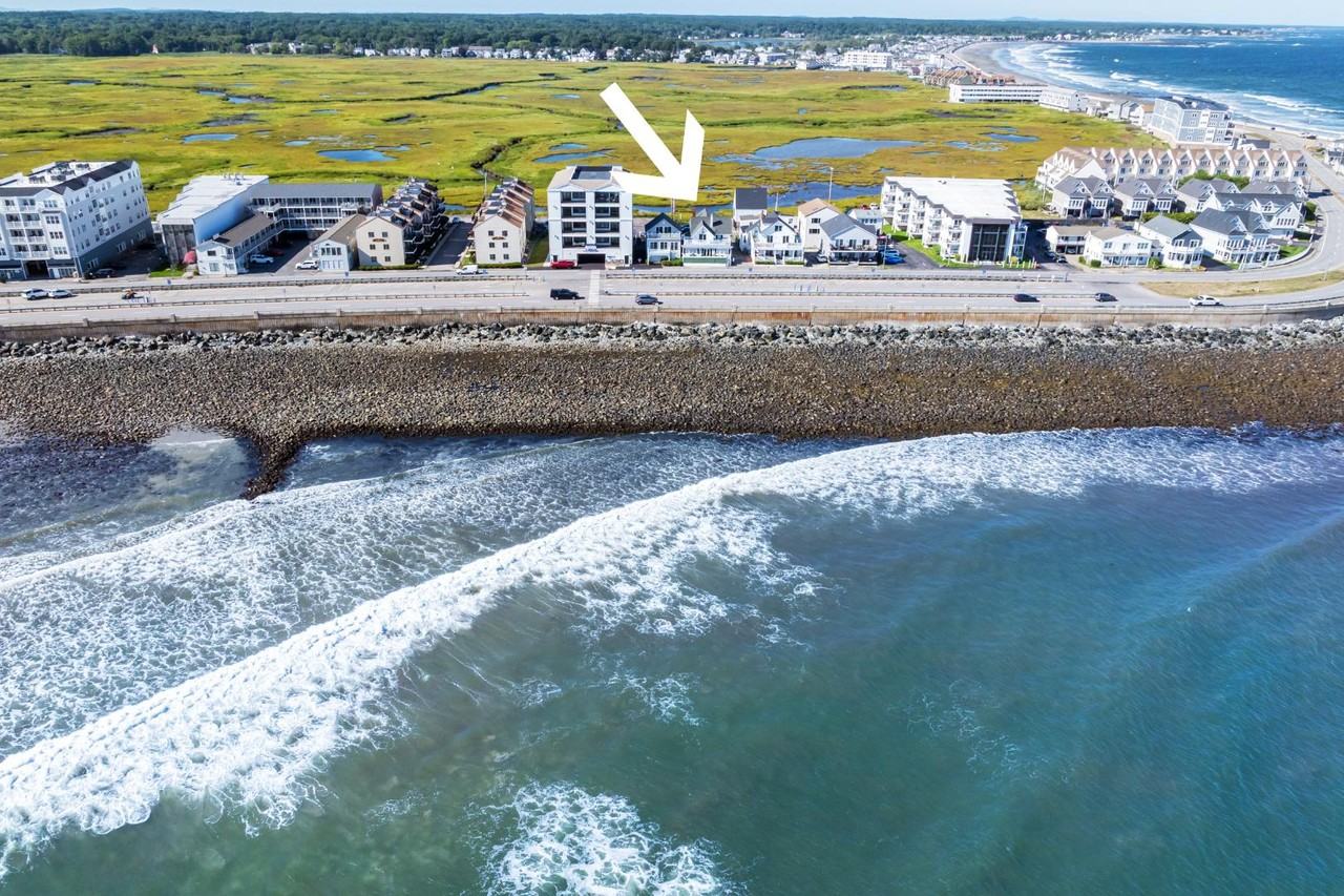 Regis Cottage - Photo 2 of 3