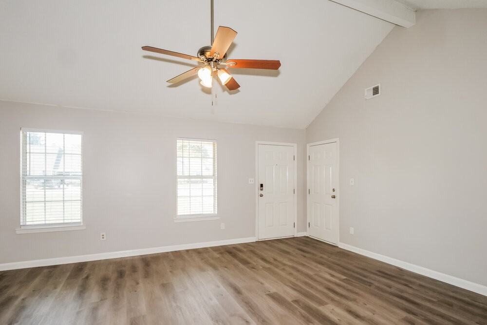 6650 Black Oak Dr - Photo 4 of 16