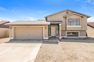 featured image of 1040 N Palm St