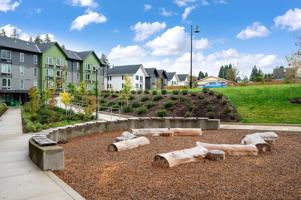 featured image of 12608 Se Skyshow Pl