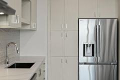310 Sw Industrial Way - Photo 1 of 1