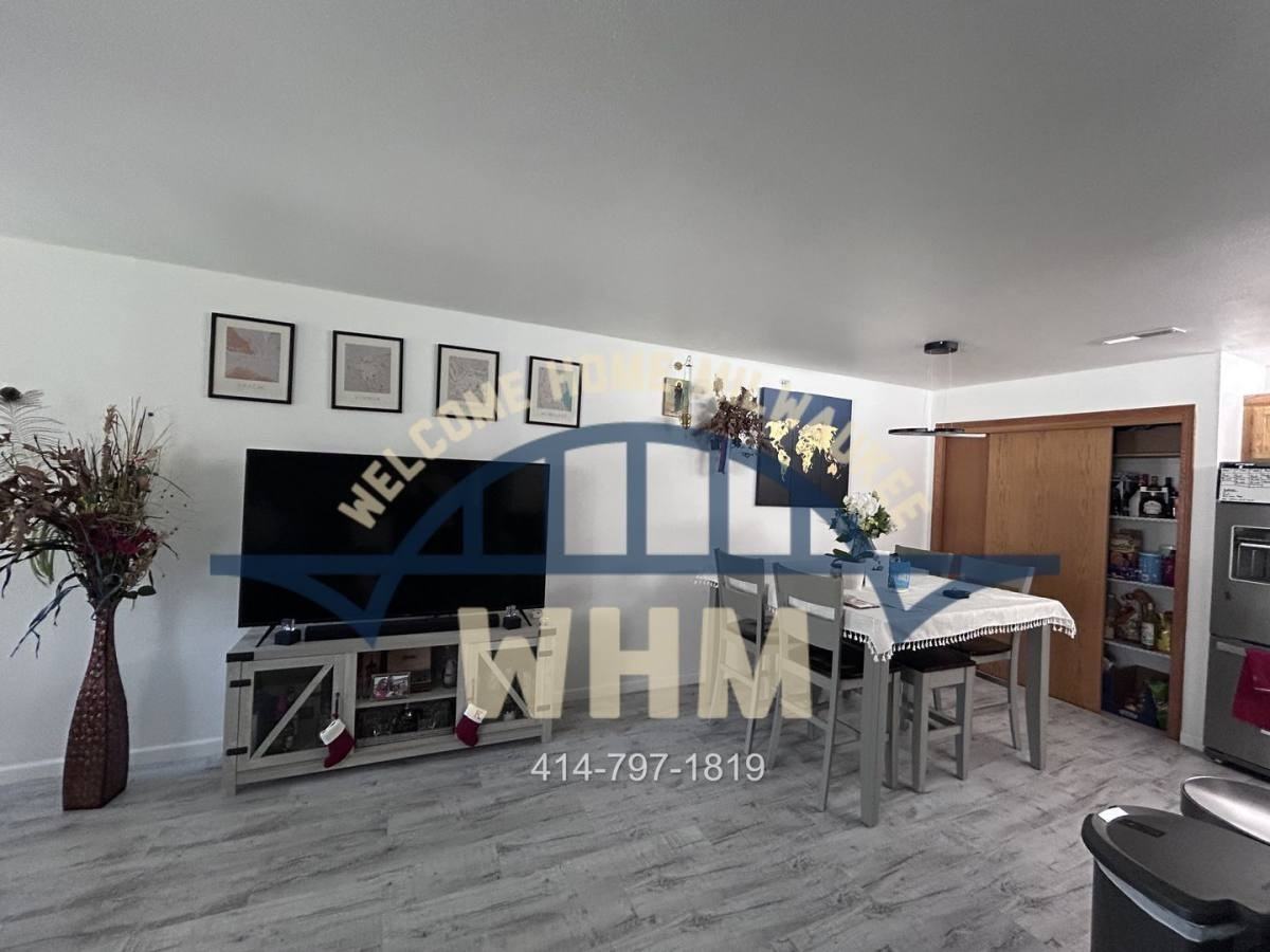 9390 W Loomis Rd #3 - Photo 3 of 10