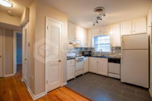 3607 Roxboro Rd Ne #6 - Photo 1 of 1