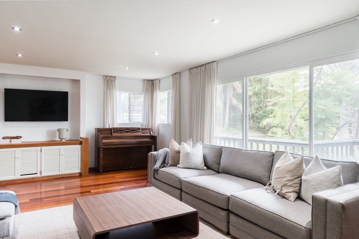 309 S Rios Ave - Photo 4 of 26